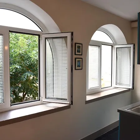 アパート Downtown Korina ザダル