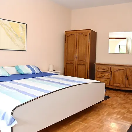 Apartment Downtown Korina Zadar