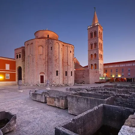 Downtown Korina アパート *